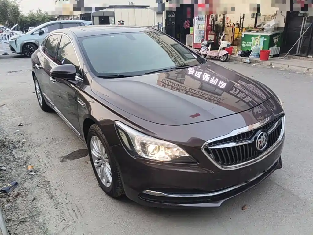 Buick LaCrosse — миниатюра 4
