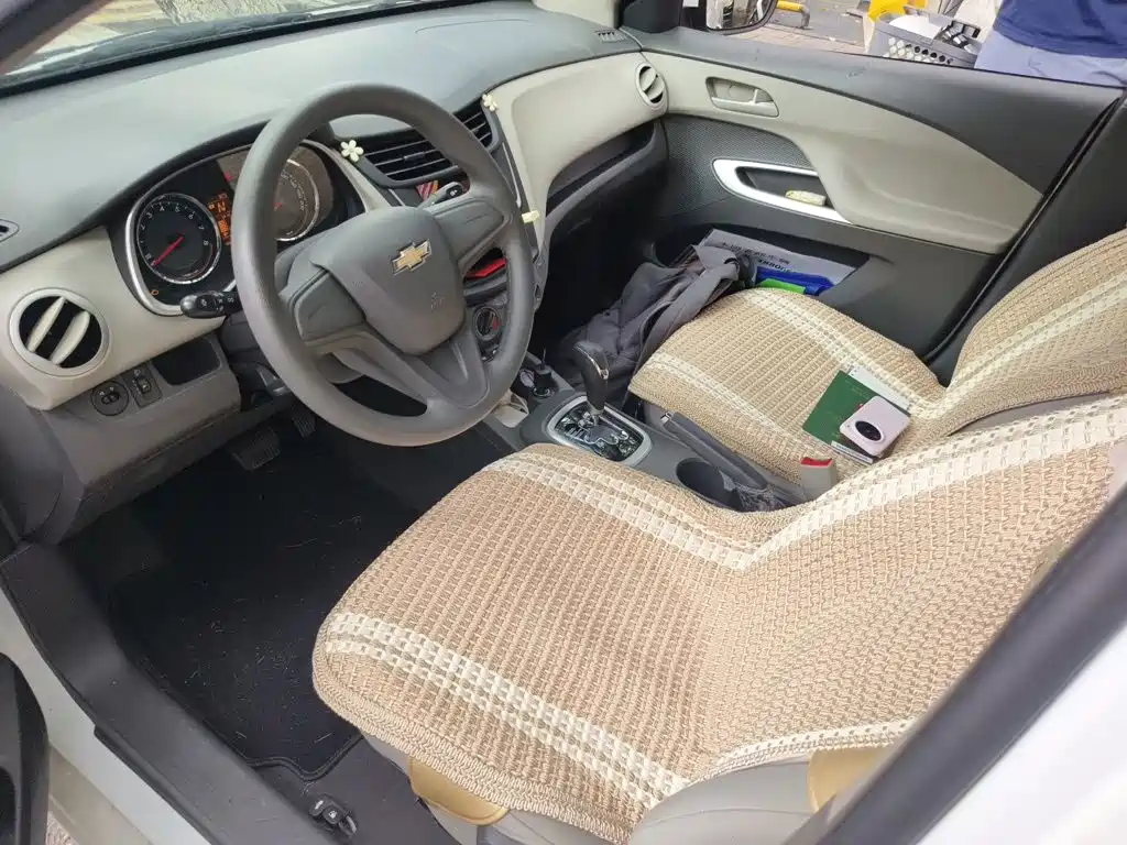 Chevrolet Sail — миниатюра 8
