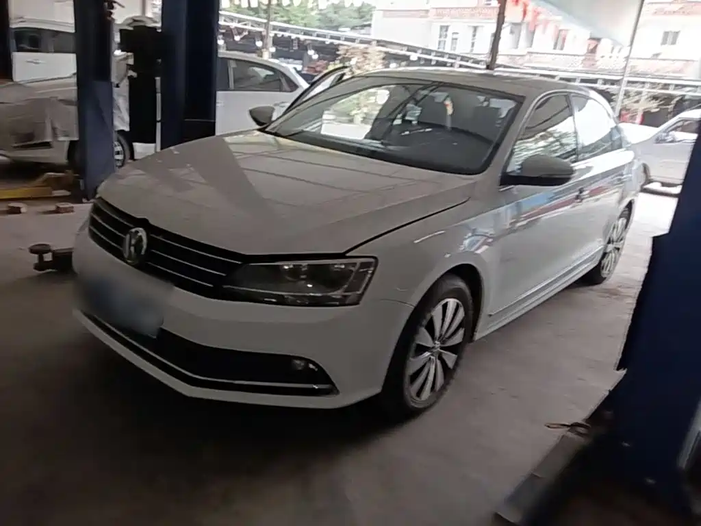 Volkswagen Sagitar — миниатюра 2