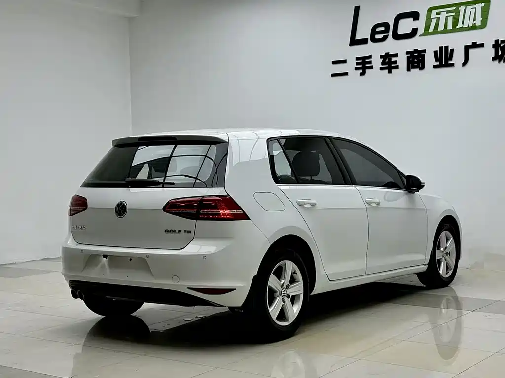 Volkswagen Golf 2015 1.4TSI AT Comfort
