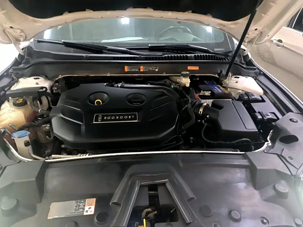 Lincoln MKZ — миниатюра 20