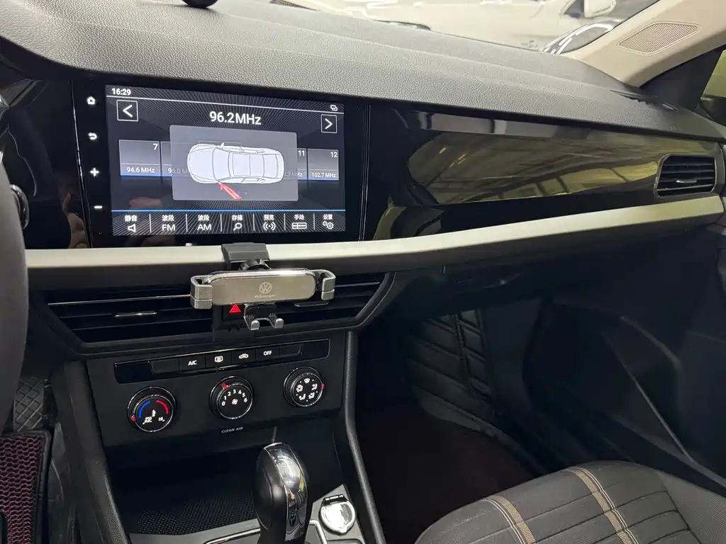 Volkswagen Lavida — миниатюра 15