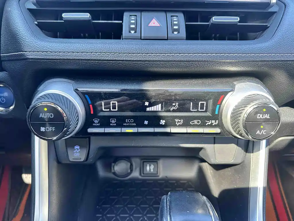 Toyota Wildlander — миниатюра 11