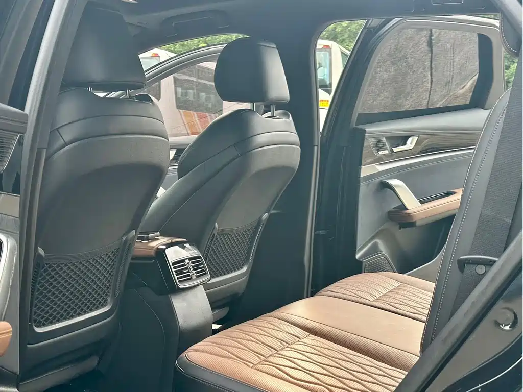 BYD Tang New Energy — миниатюра 16