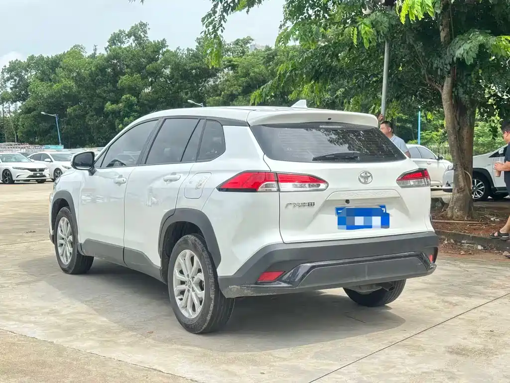 Toyota Frontlander — миниатюра 6