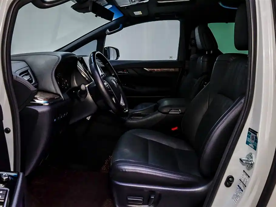 Toyota Alphard 2021 2.5L Luxury