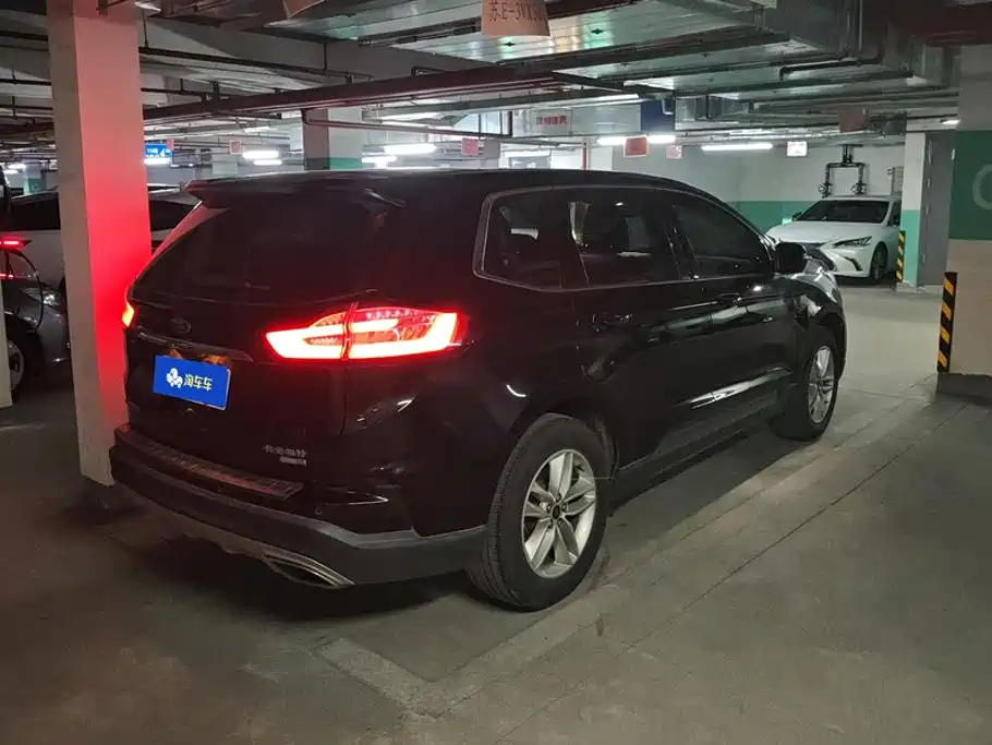 Ford Edge — миниатюра 3