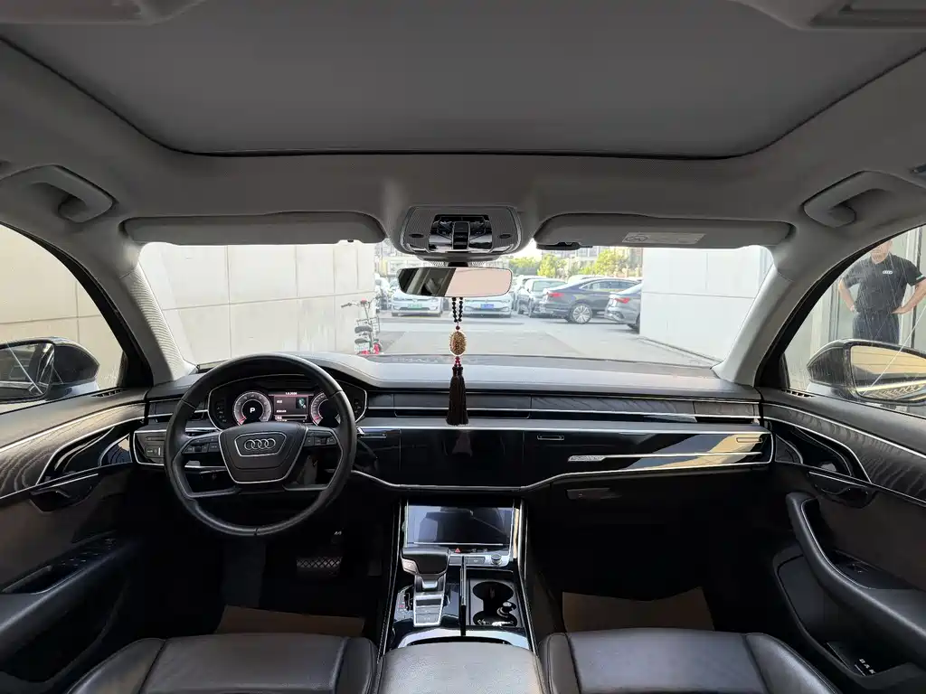 Audi A8 2018 A8L 55 TFSI quattro Elite