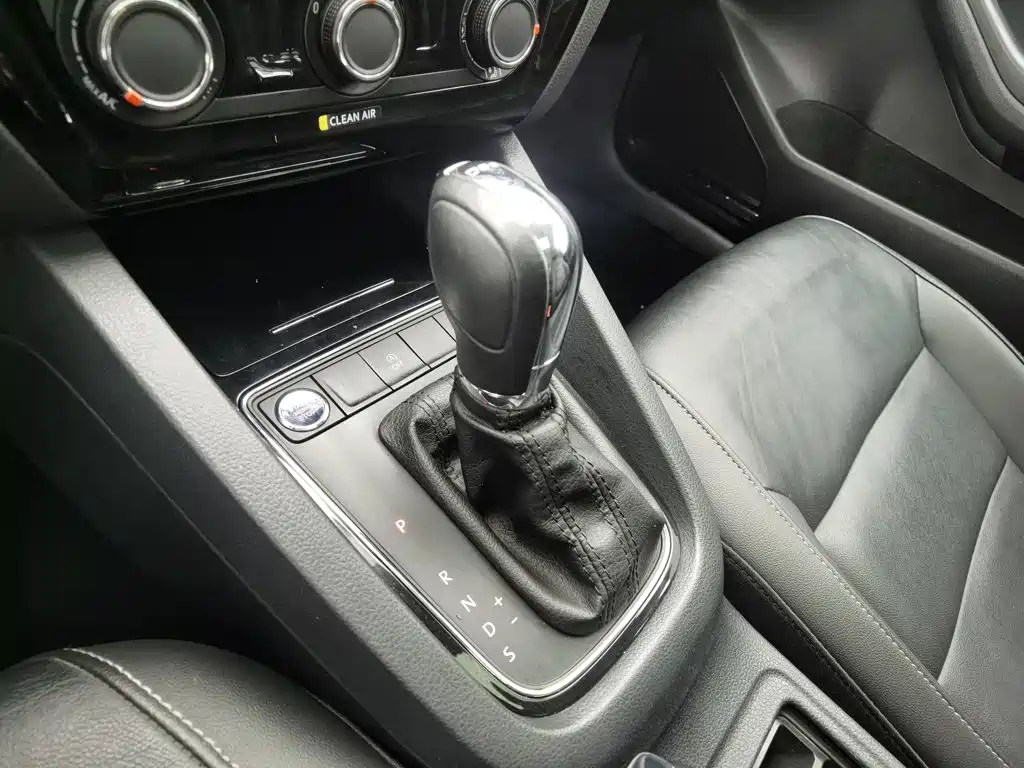 Volkswagen Sagitar — миниатюра 13