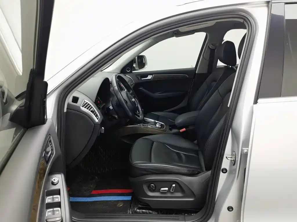 Audi Q5 — миниатюра 10