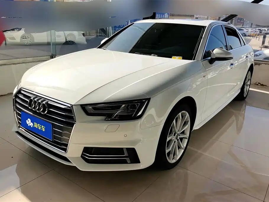 Audi A4L 2018