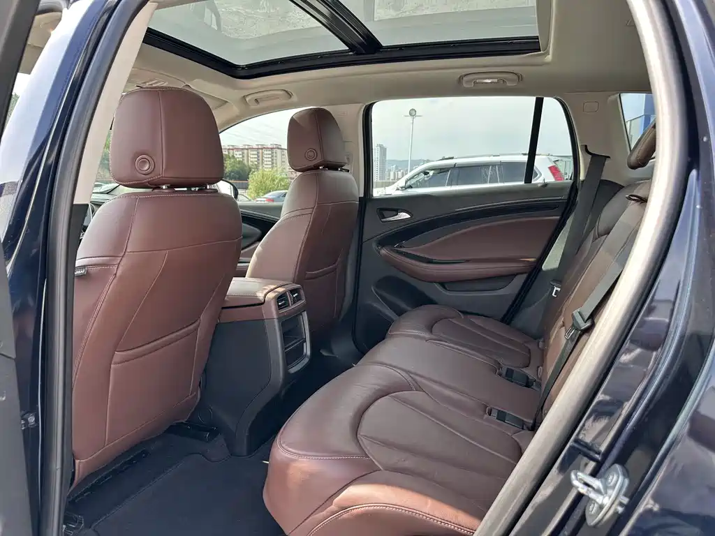 Buick Envision Plus — миниатюра 6