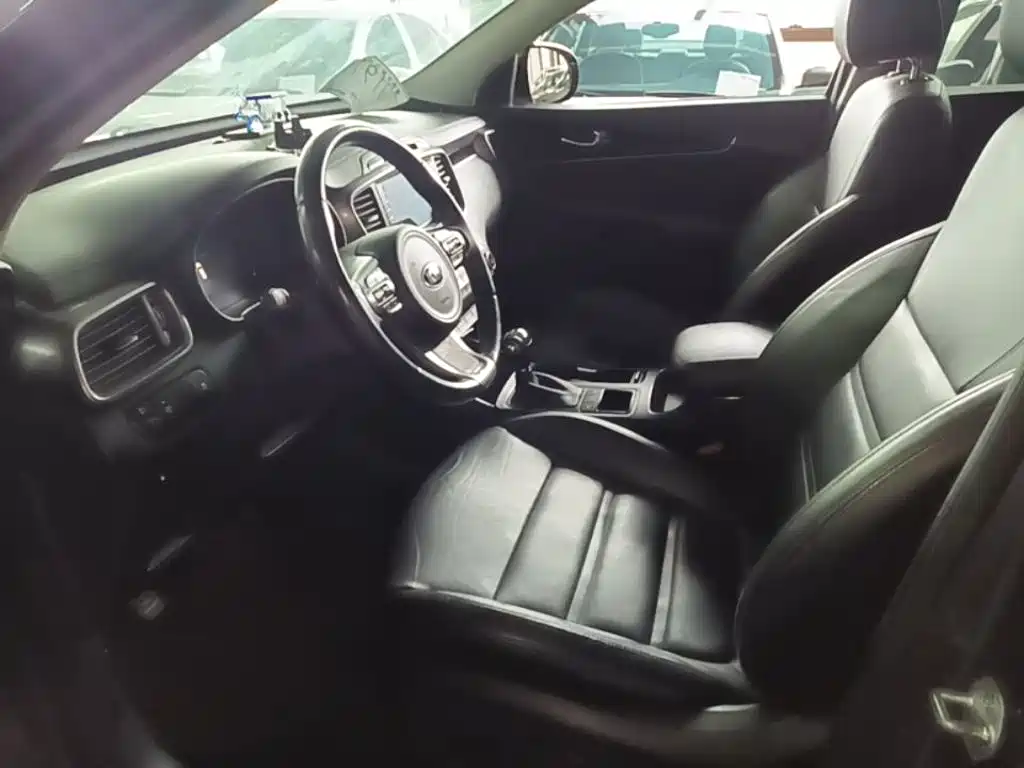Kia Sorento — миниатюра 16