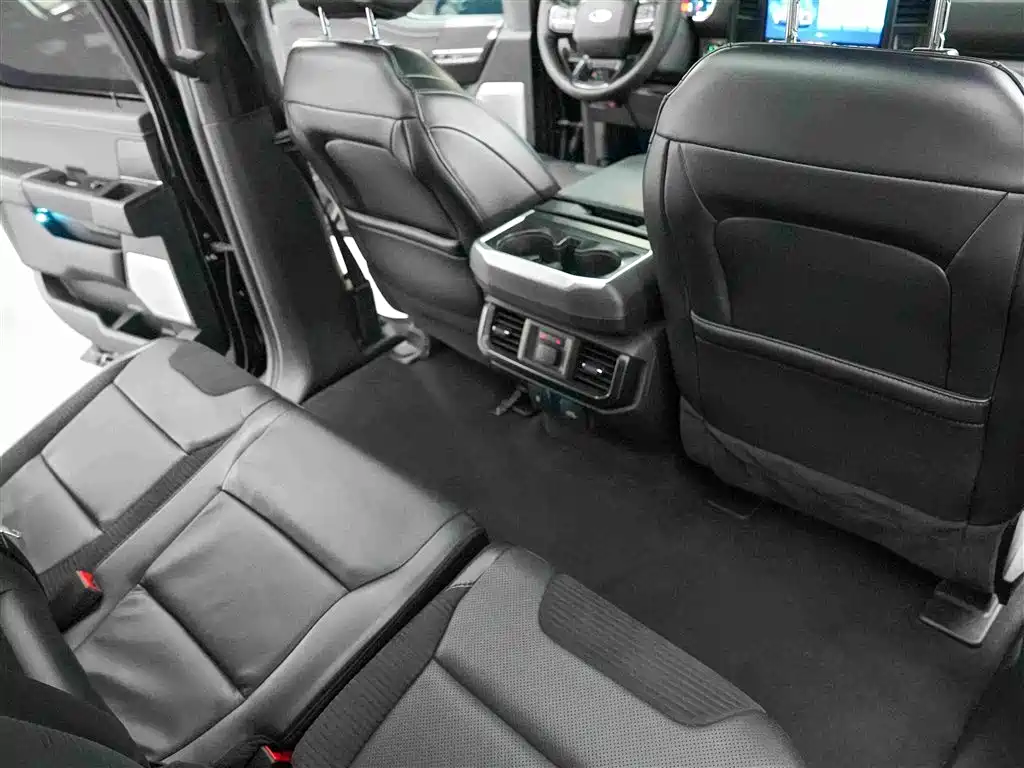 Ford F-150 Raptor — миниатюра 11