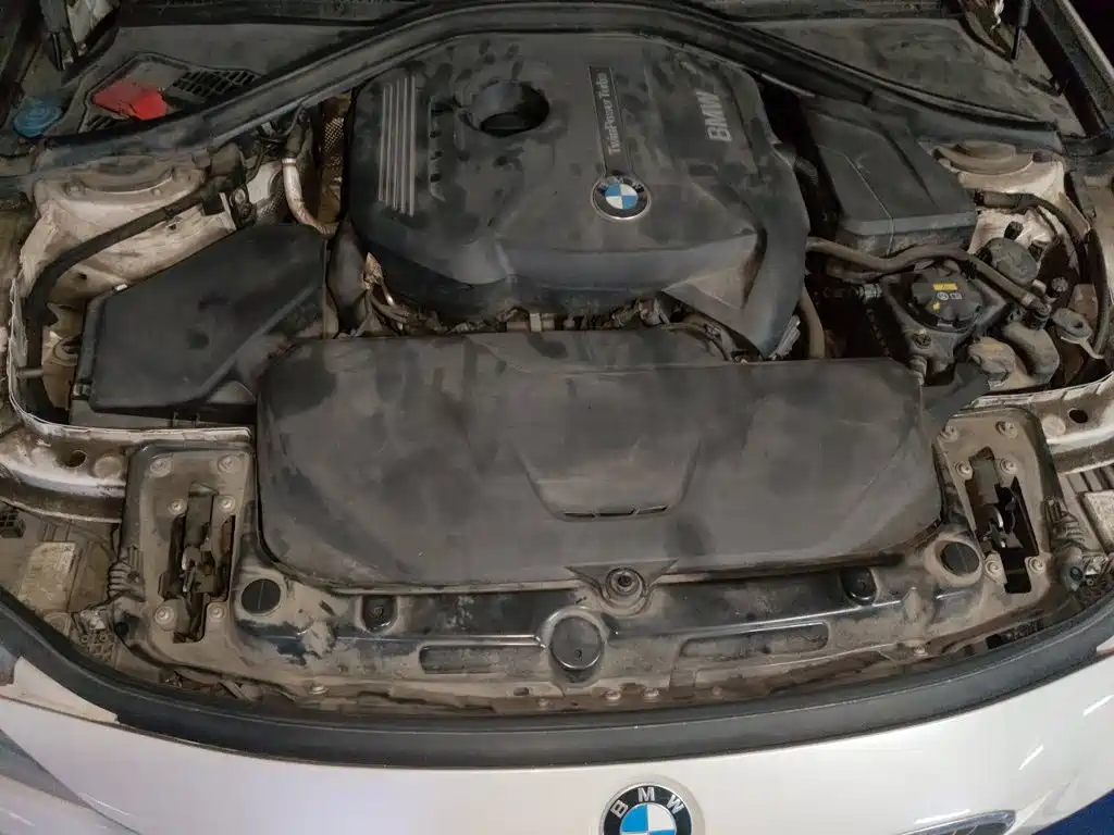 BMW 3 Series — миниатюра 11