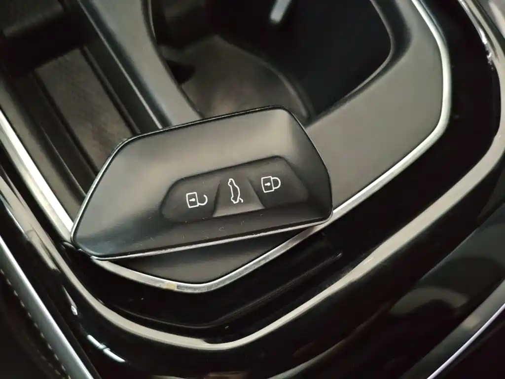Volkswagen ID.4 Crozz — миниатюра 9