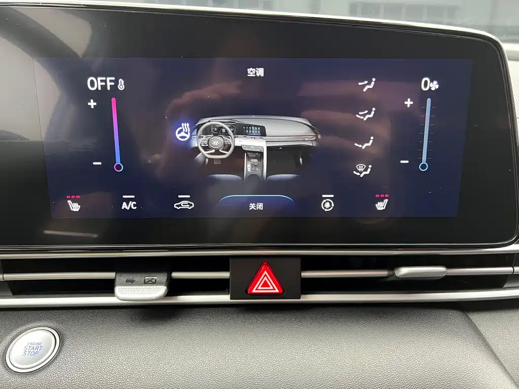 Hyundai Elantra — миниатюра 12