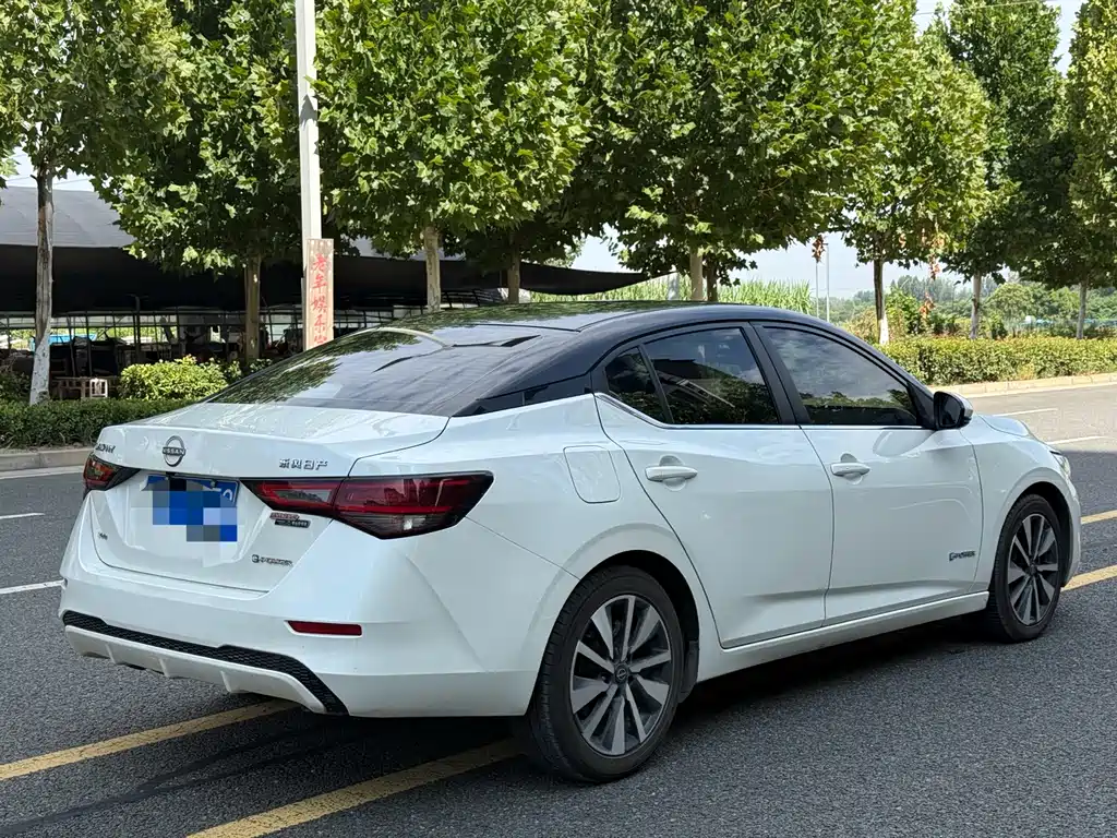 Nissan Sylphy — миниатюра 9