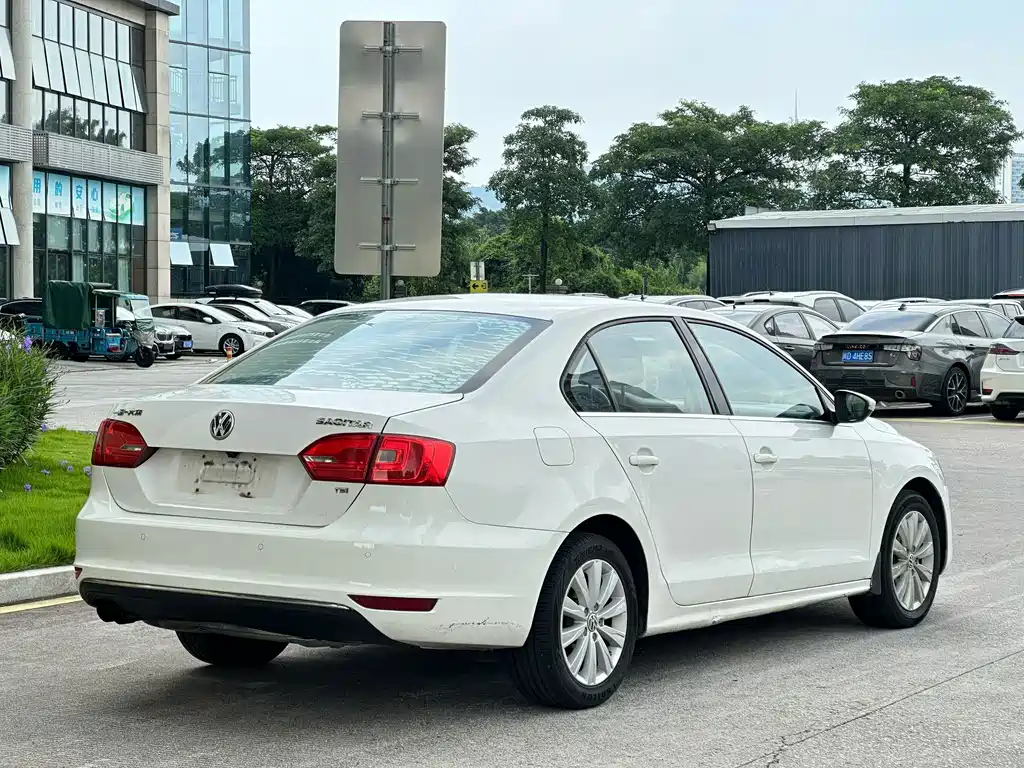 Volkswagen Sagitar — миниатюра 9