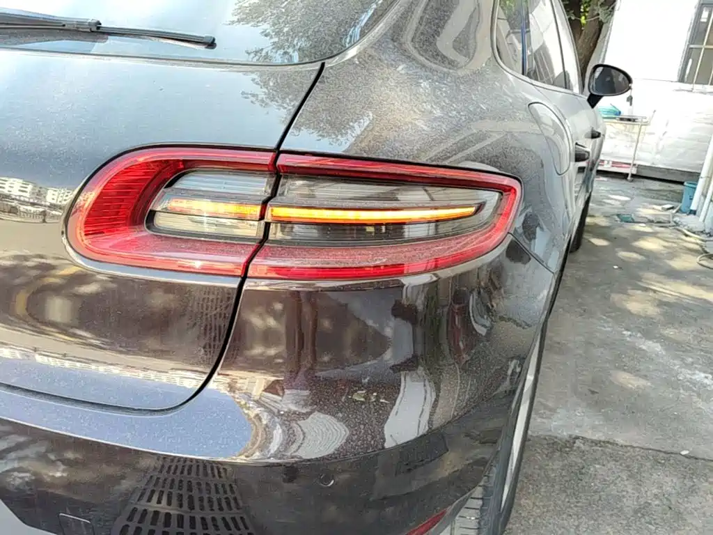 Porsche Macan — миниатюра 8