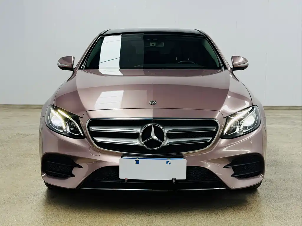 Mercedes-Benz E-Class — миниатюра 2