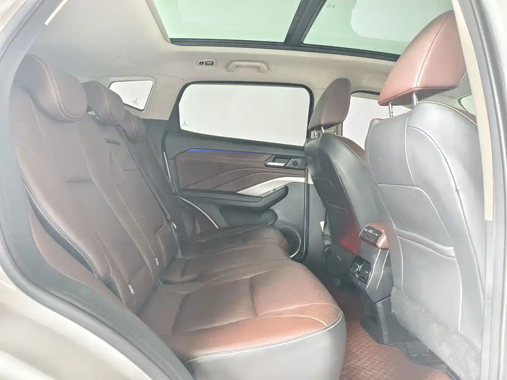 Wey Wey VV6 — миниатюра 14