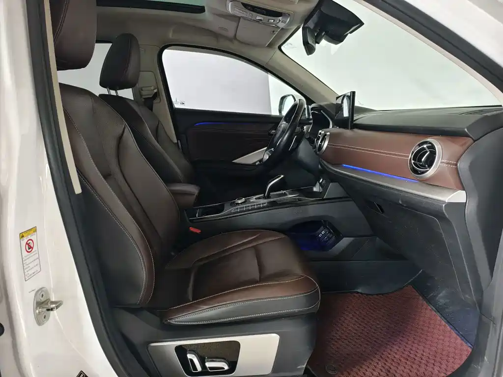 Wey Wey VV6 — миниатюра 13
