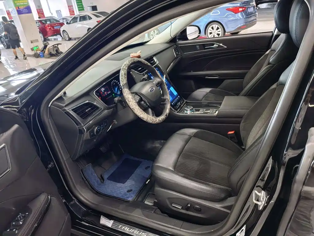 Ford Taurus — миниатюра 8