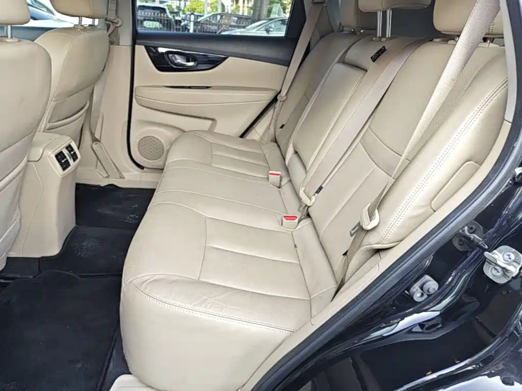 Nissan X-Trail — миниатюра 17