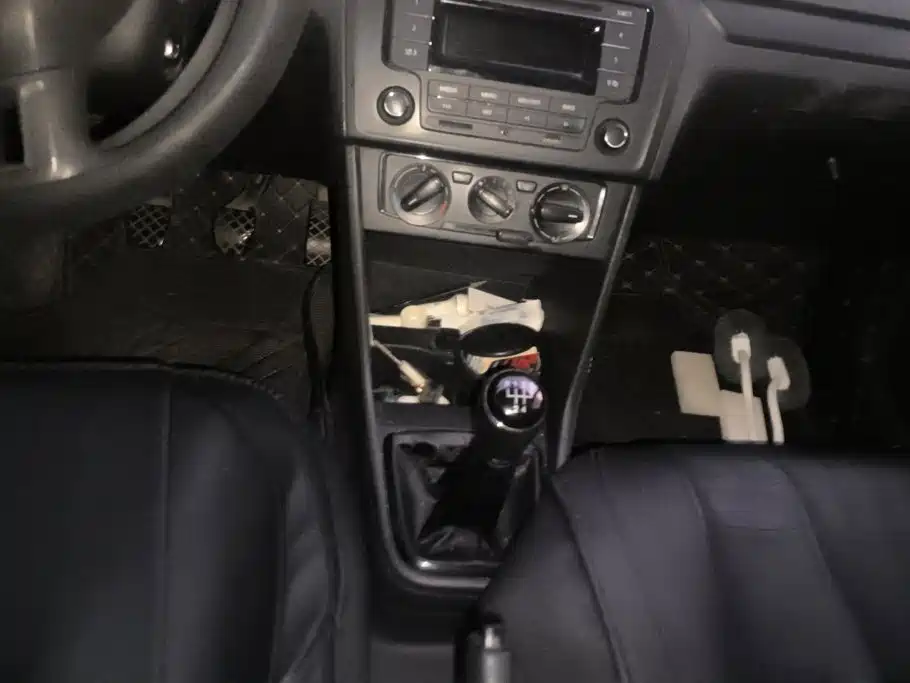 Volkswagen Jetta — миниатюра 16
