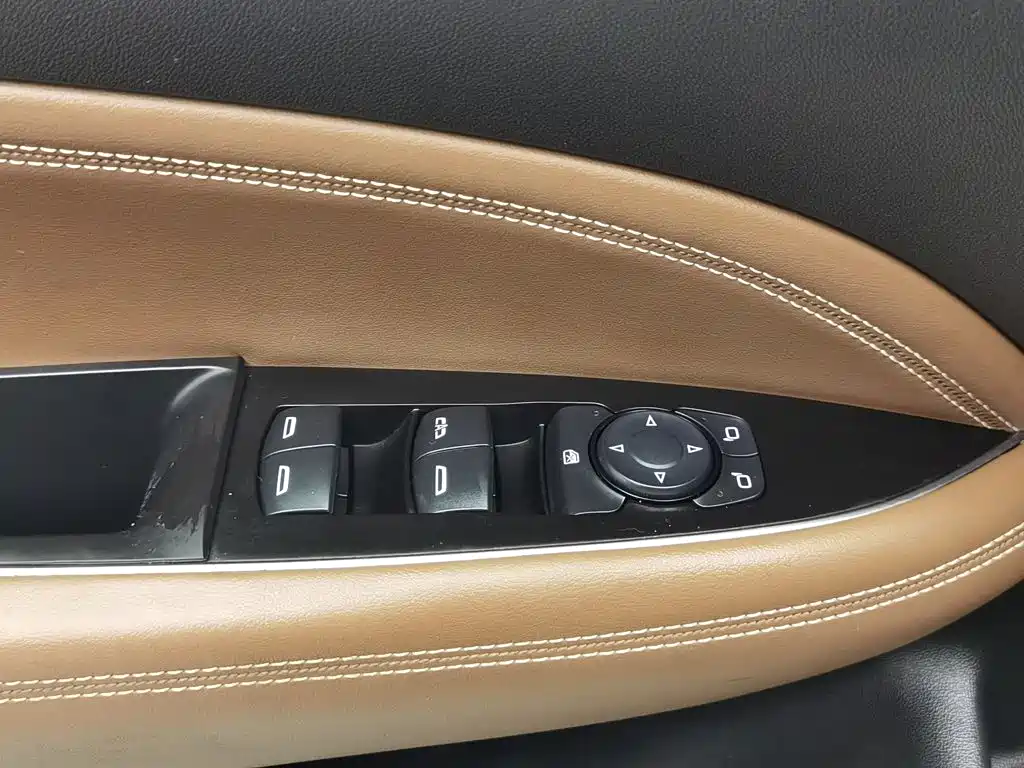Buick Regal — миниатюра 9