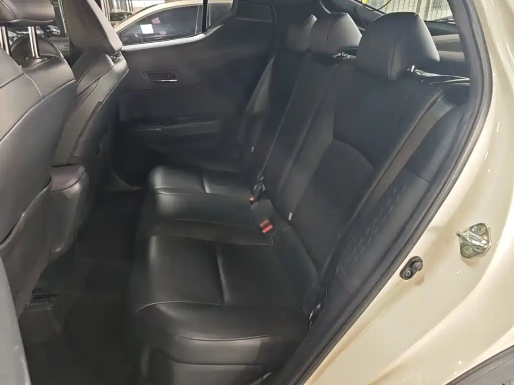 Toyota IZOA — миниатюра 17