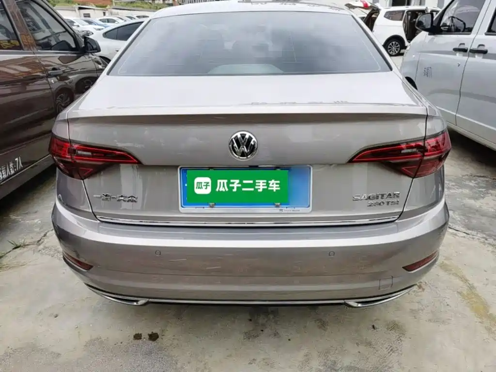 Volkswagen Sagitar — миниатюра 6