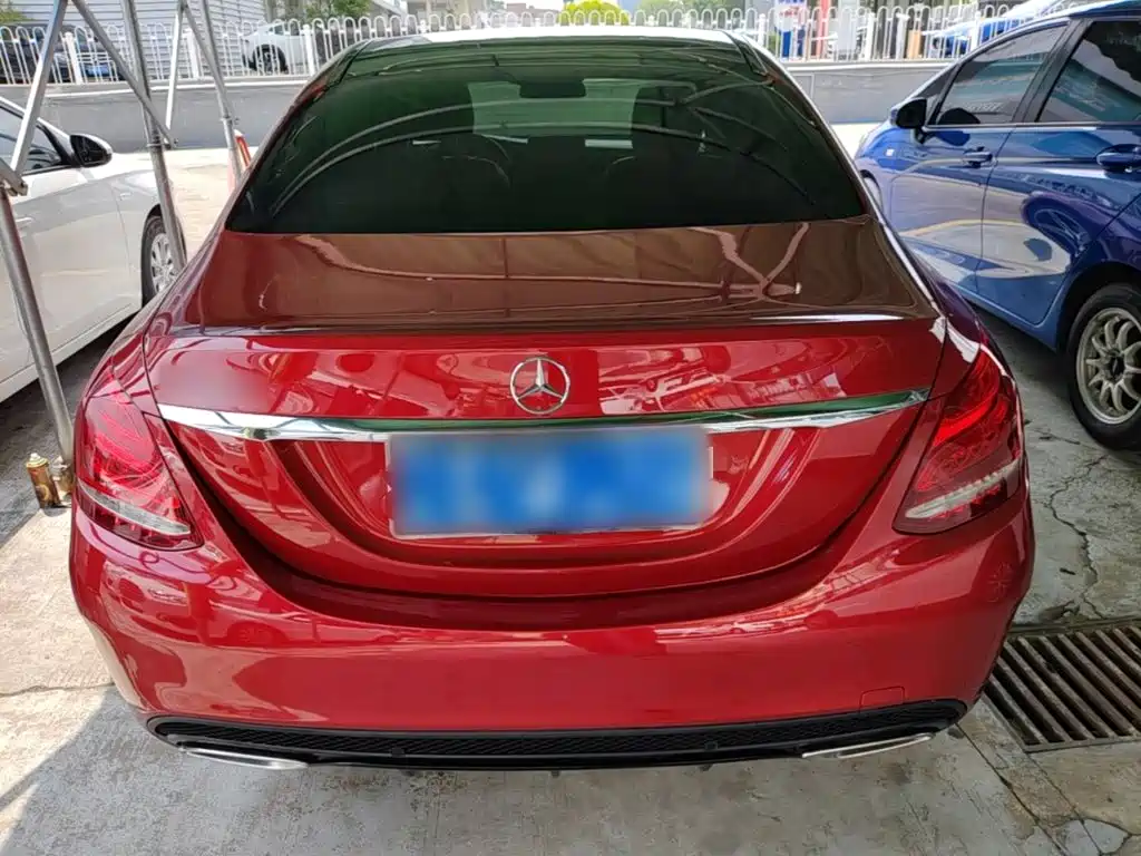 Mercedes-Benz C-Class — миниатюра 6