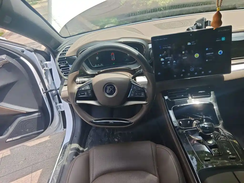 BYD Han — миниатюра 3