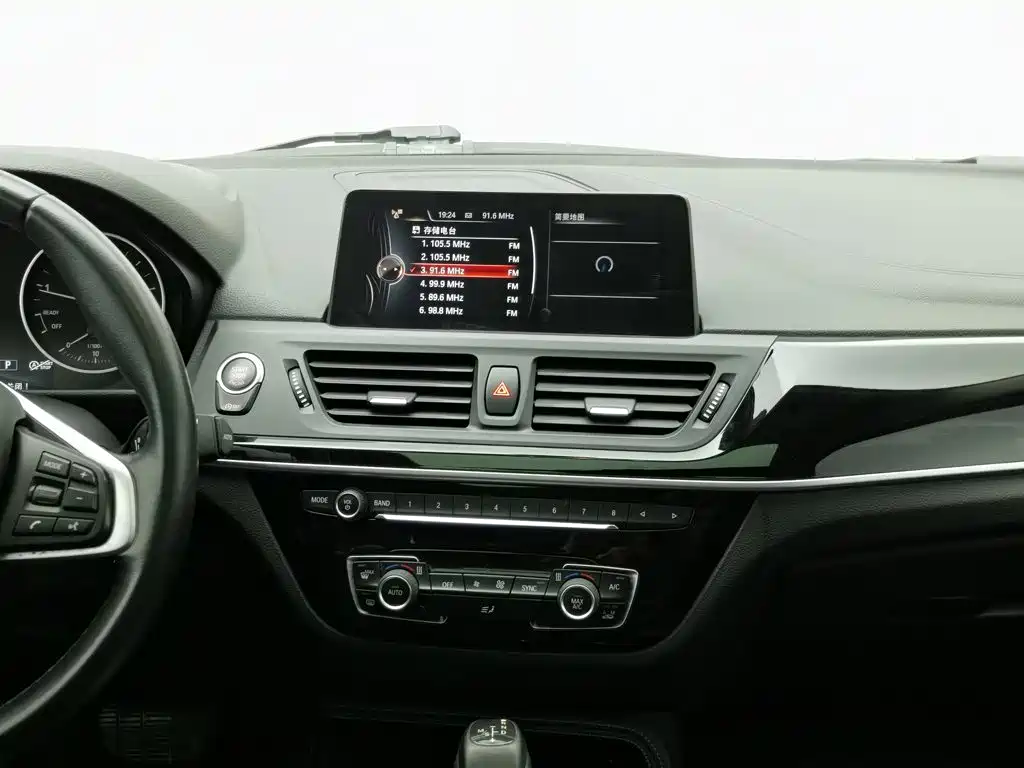 BMW 1 Series — миниатюра 12