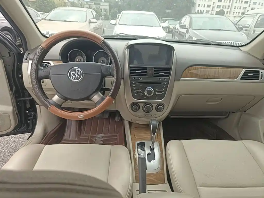 Buick Excelle — миниатюра 10