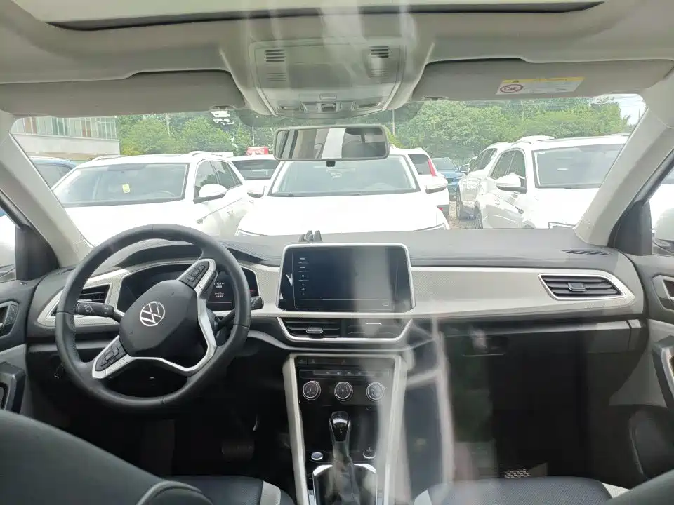 Volkswagen T-Roc — миниатюра 5