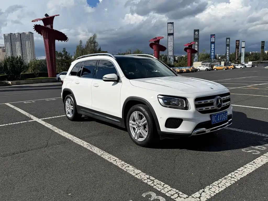 Mercedes-Benz GLB — миниатюра 3