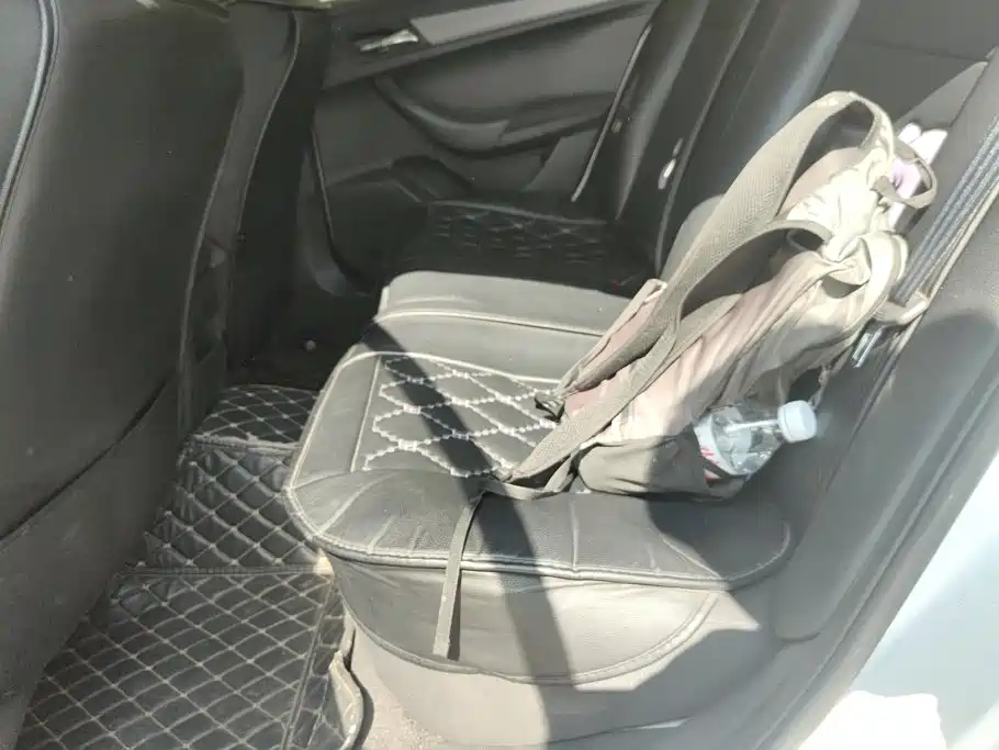 Roewe 360 — миниатюра 11