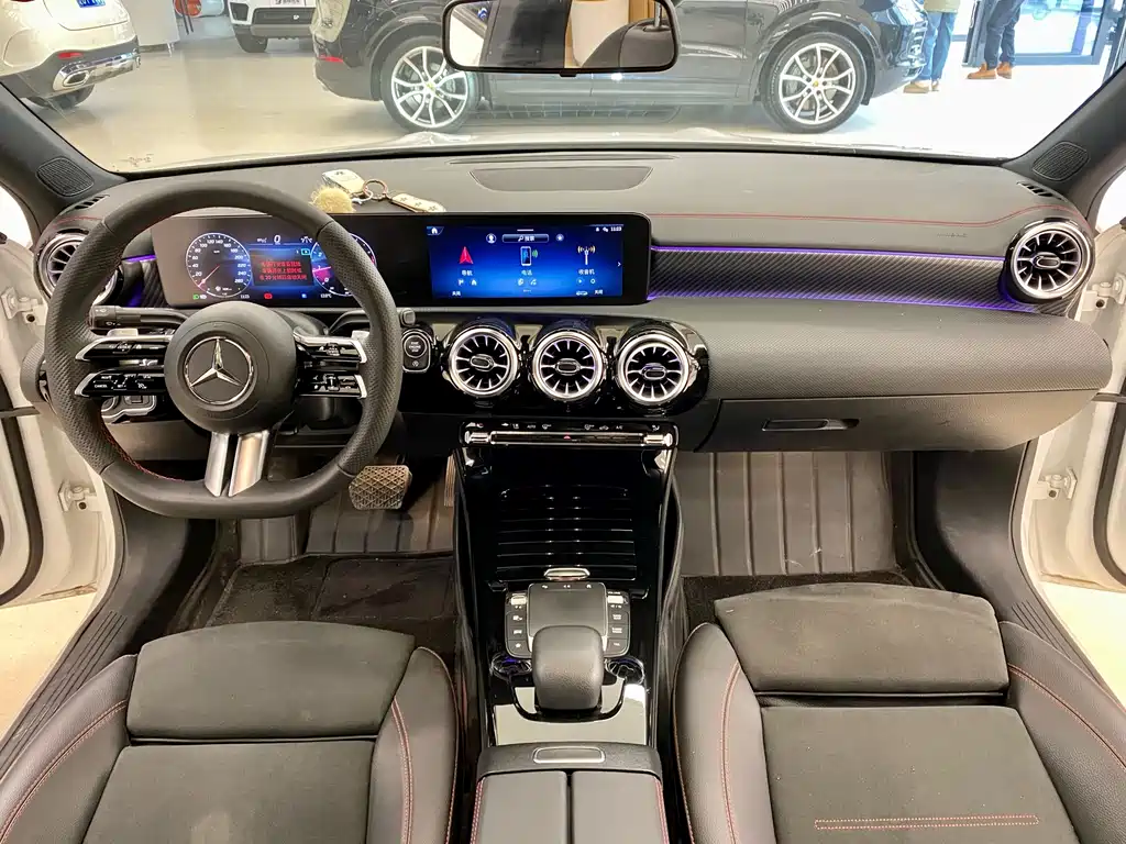 MERCEDES-BENZ A CLASS