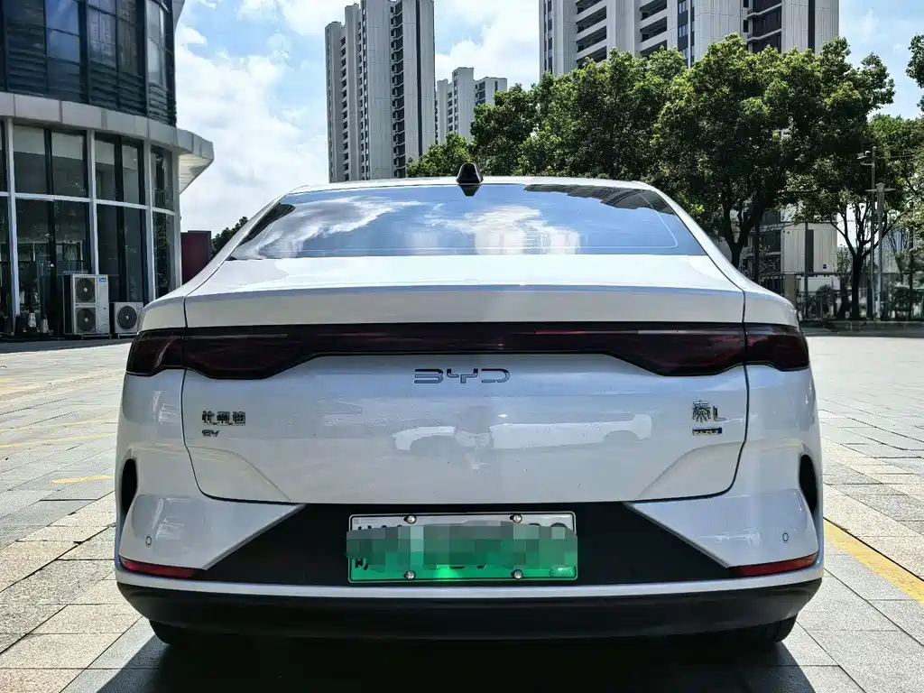 BYD Qin L — миниатюра 13