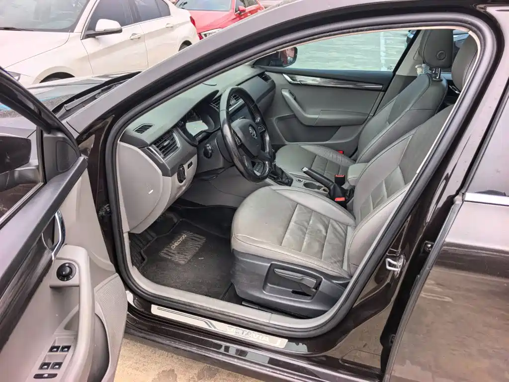 Skoda Octavia — миниатюра 8