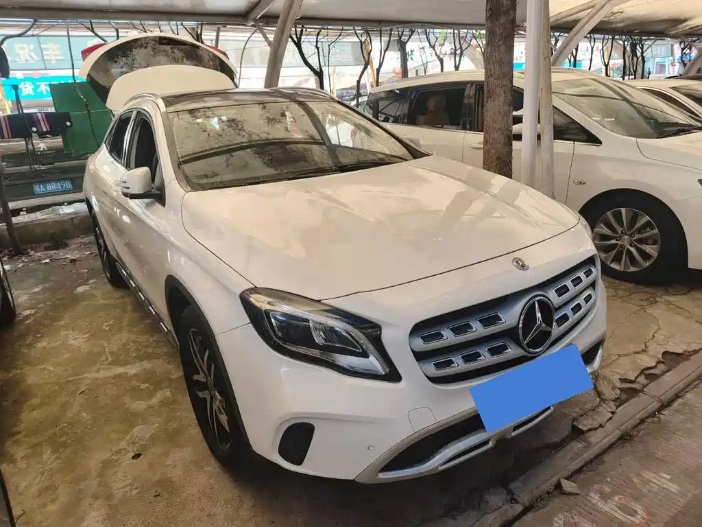 Купить Mercedes-Benz GLA