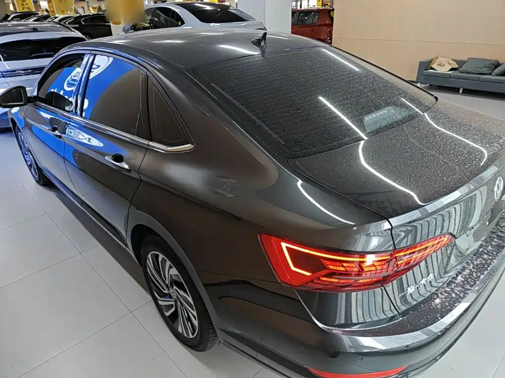 Volkswagen Sagitar — миниатюра 5