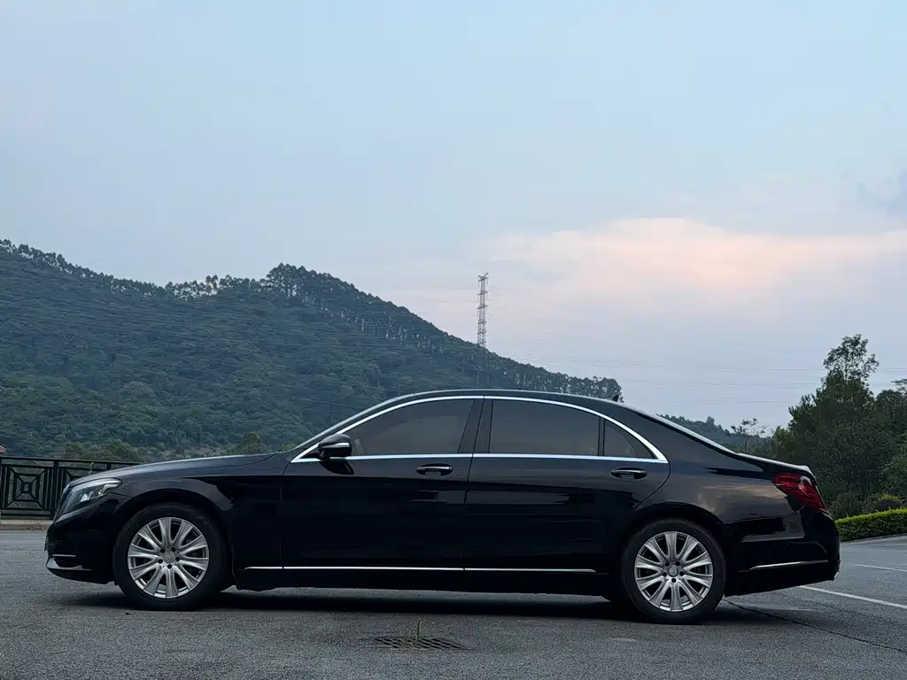 Mercedes-Benz S-Class — миниатюра 4