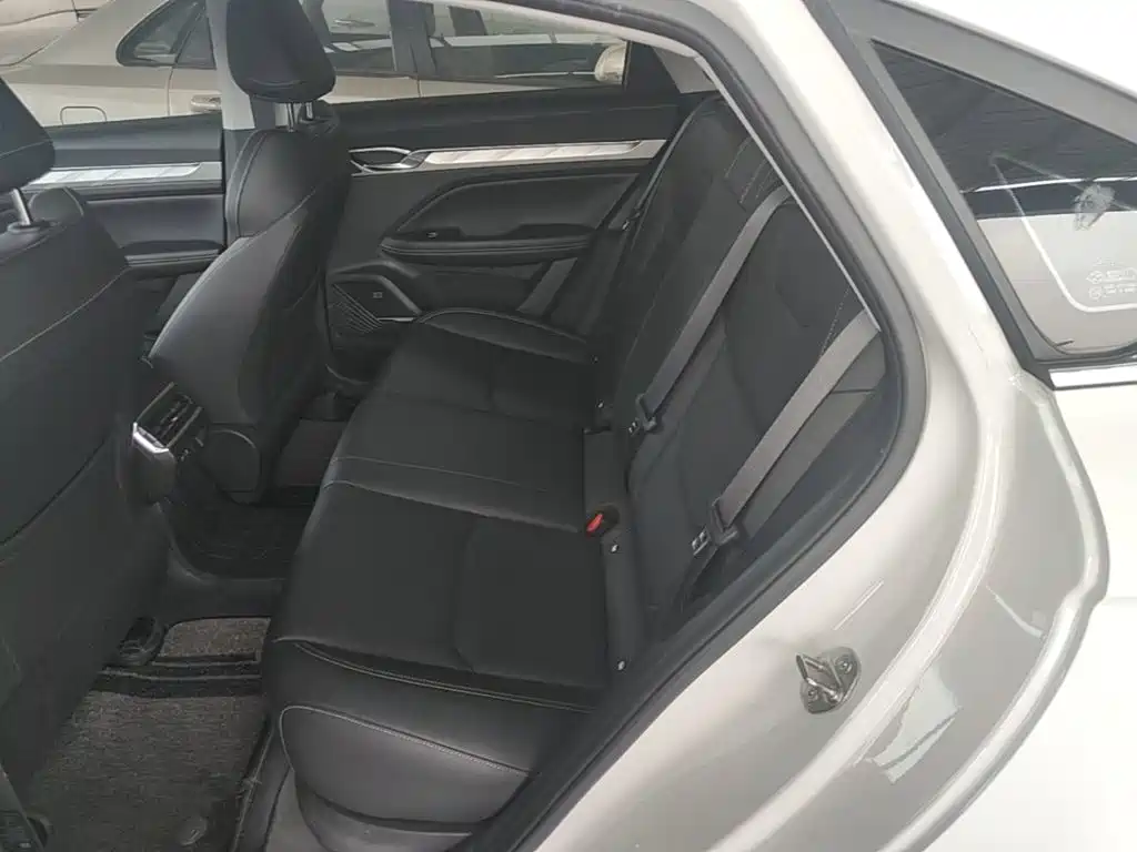Geely L HiP — миниатюра 17