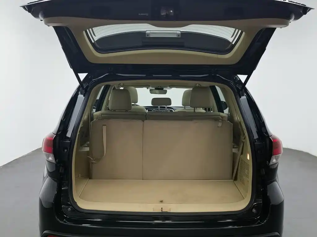 Toyota Highlander — миниатюра 16