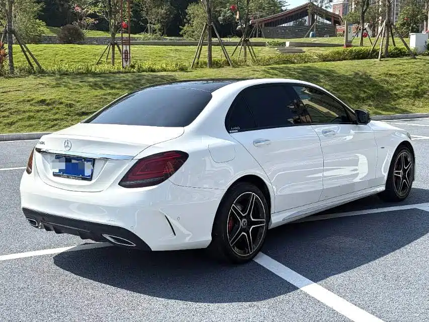 Mercedes-Benz C-Class — миниатюра 9