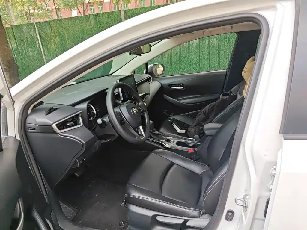 Toyota Corolla — миниатюра 11